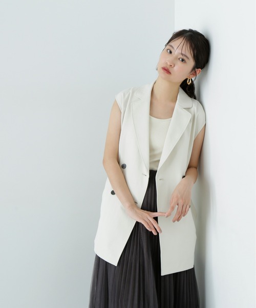 N.（N. Natural Beauty Basic）（エヌエヌナチュラルビューティーベーシック）の「トレンチ風ジレ（ベスト・レディース・ライトベージュ/ベージュ・MEDIUM）」の13枚目の写真