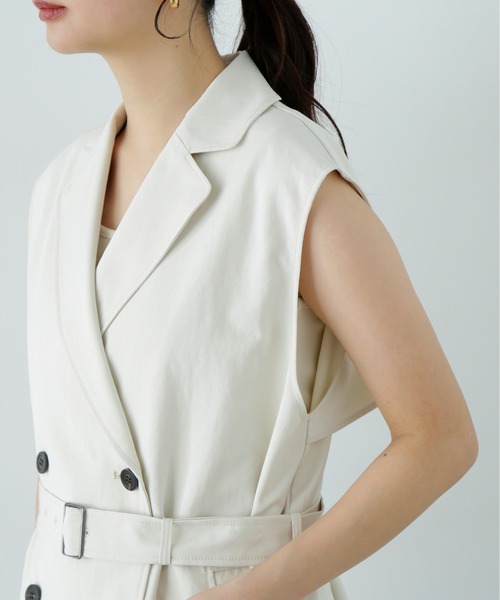 N.（N. Natural Beauty Basic）（エヌエヌナチュラルビューティーベーシック）の「トレンチ風ジレ（ベスト・レディース・ライトベージュ/ベージュ・MEDIUM）」の21枚目の写真