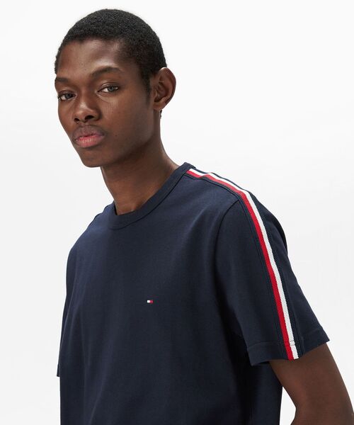 グローバルストライプテープTシャツ（Tシャツ/カットソー）｜TOMMY 