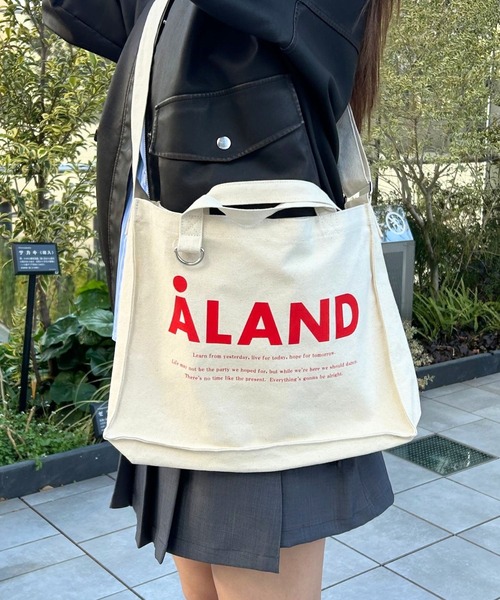 ALAND(エーランド)の「【UNISEX】ALAND/横長Dリングトート(トートバッグ・レディース・ホワイト/ライトグレー/ブラック/ブルー/ミント/スモークピンク・FREE)」の3枚目の写真