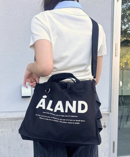 ALAND(エーランド)の「【UNISEX】ALAND/横長Dリングトート(トートバッグ・レディース・ホワイト/ライトグレー/ブラック/ブルー/ミント/スモークピンク・FREE)」の1枚目の写真