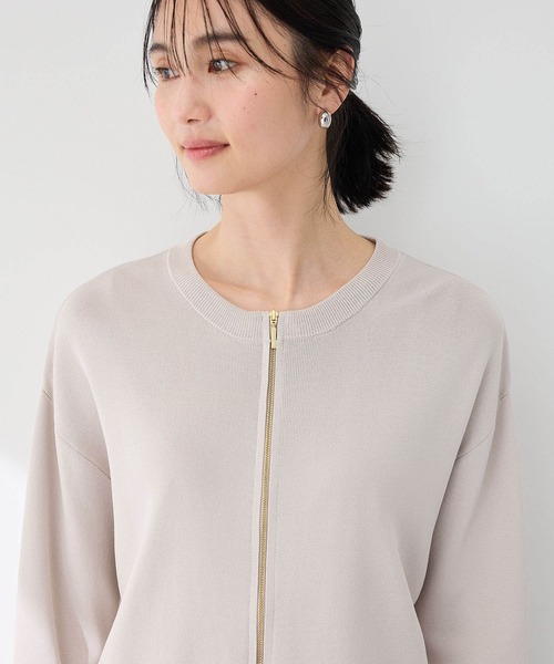 A/C DESIGN BY ALPHA CUBIC（エーシーデザインバイアルファキュービック）の「【人気のため秋の新色追加！】ジップニットブルゾン【洗える・毛玉になりにくい】（ブルゾン・レディース・ライトグレー/ブラック/カーキ/ベージュ・M/L/LL）」の12枚目の写真