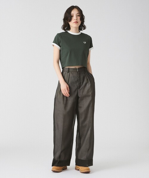 FRED PERRY（フレッドペリー）の「FRED PERRY / CROPPED RINGER T-SHIRT（Tシャツ/カットソー・レディース・ダークグリーン/ホワイト・10）」の7枚目の写真