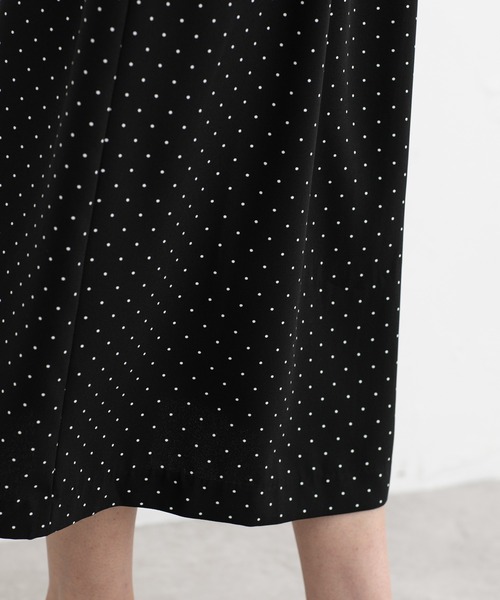 Honeys（ハニーズ）の「チューリップ袖ワンピース（ワンピース・レディース・ネイビー/ブラック系その他/ホワイト系その他/ブルー系その他3・LL/3L/S/M/L）」の12枚目の写真