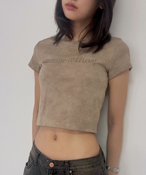 FOLLOWIN(フォロウィン)の「ヴィンテージレタリングクロップドT(Tシャツ/カットソー・レディース・ホワイト/チャコール/ブラウン・FREE)」の8枚目の写真