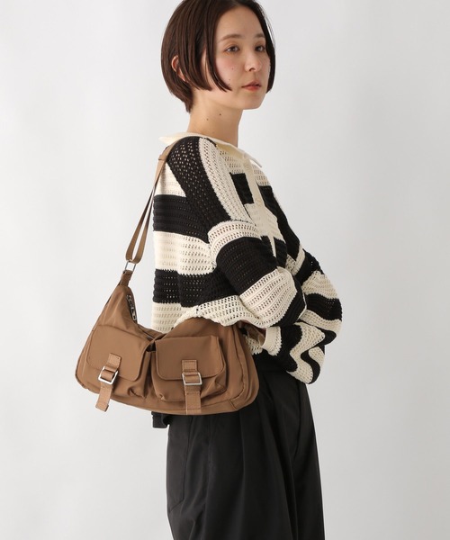 LEPSIM（レプシィム）の「ダブルポケットショルダー　290393（ショルダーバッグ・レディース・キャメル/ブラック・ONE SIZE）」の4枚目の写真