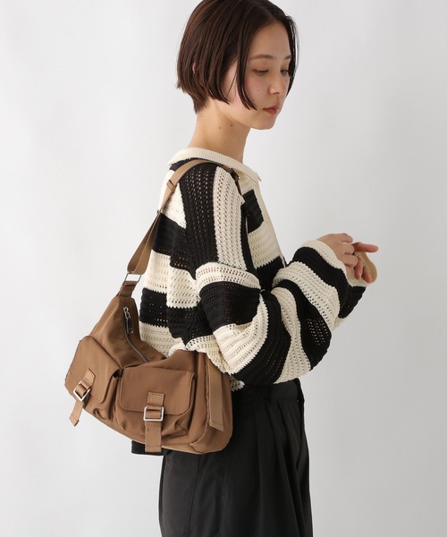 LEPSIM（レプシィム）の「ダブルポケットショルダー　290393（ショルダーバッグ・レディース・キャメル/ブラック・ONE SIZE）」の5枚目の写真