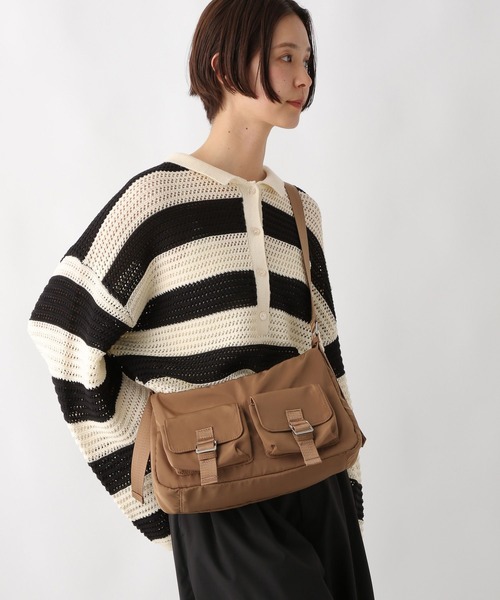 LEPSIM（レプシィム）の「ダブルポケットショルダー　290393（ショルダーバッグ・レディース・キャメル/ブラック・ONE SIZE）」の6枚目の写真