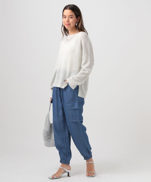 BAYFLOW（ベイフロー）の「[薄手＆しなやかな素材感]デニムカーゴパンツ（カーゴパンツ・レディース・インディゴブルー/ブラック・SMALL/MEDIUM）」の5枚目の写真