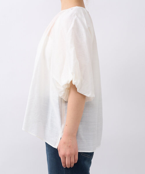 un dix cors（アンディコール）の「《一枚でサマになる》バルーンスリーブブラウス（シャツ/ブラウス・レディース・サックスブルー/ブラック/オフホワイト・FREE）」の7枚目の写真