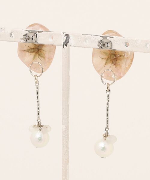 tone(トーン)の「【Cheriange】ミニローズ耳飾り ピアス(MA)(ピアス(両耳用)・レディース・ピンク・FREE)」の3枚目の写真