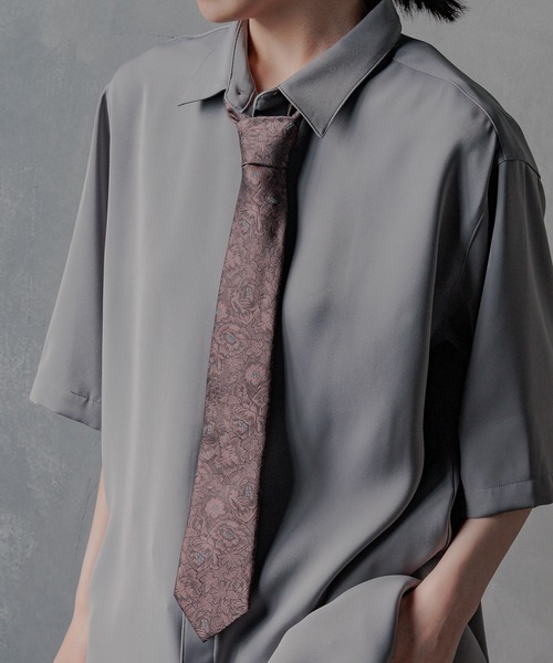 HARE（ハレ）の「JAPANジャガードフラワーネクタイ(HARE)（ネクタイ・メンズ・レッド/ブラック/ブルー/ライトブラウン・FREE）」の4枚目の写真