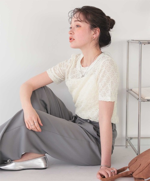titivate(ティティベイト)の「ハーフスリーブレーストップス(Tシャツ/カットソー・レディース・アイボリー/オフホワイト/ブラック・S/L/M)」の18枚目の写真
