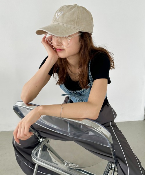 CLEA（クレア）の「ハート刺繍ピグメントキャップ（キャップ・レディース・ブルー/ブラック/ピンク/ベージュ・FREE）」の22枚目の写真