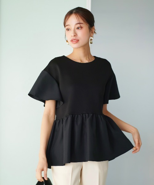 Emilyan（エミリアン）の「手洗い可･ストレッチ･UV CUT･接触冷感【  とろぷり生地がクセになる  】つやポンチ・バックパールライク・ペプラム半袖ブラウス（シャツ/ブラウス・レディース・ブラック/ホワイト/チャコールグレー/グレー・L/M/S）」の3枚目の写真