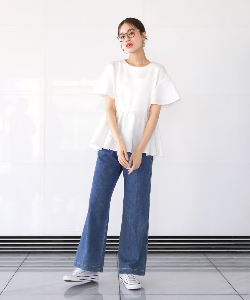 Emilyan（エミリアン）の「手洗い可･ストレッチ･UV CUT･接触冷感【  とろぷり生地がクセになる  】つやポンチ・バックパールライク・ペプラム半袖ブラウス（シャツ/ブラウス・レディース・ブラック/ホワイト/チャコールグレー/グレー・L/M/S）」の9枚目の写真