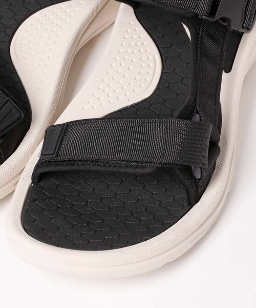 GLOBAL WORK（グローバルワーク）の「らくっショントレイルサンダル/321467（サンダル・メンズ・ホワイト×ブラック/ブラック・SMALL/MEDIUM/LARGE）」の9枚目の写真