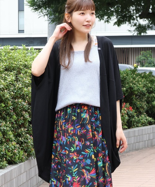 チチカカ（チチカカ）の「サラサラテレコドルマンカーディガン（カーディガン/ボレロ・レディース・マスタード/ブラック/グレー・FREE）」の2枚目の写真