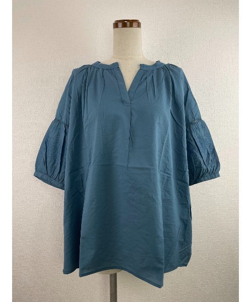 WORLD WIDE LOVE!（ワールドワイドラブ）の「スッキッパー刺繍ブラウス（シャツ/ブラウス・レディース・オフホワイト/グレイッシュベージュ/スミクロ/ブルー・M）」の20枚目の写真