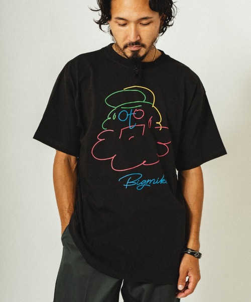 BIG MIKE(ビッグマイク)の「BIG MIKE ビッグマイク/ ハンディング オジサン 半袖プリント Tシャツ // 102528401(Tシャツ/カットソー・メンズ・ブラック/ホワイト/アッシュ・MEDIUM/LARGE/X-LARGE)」の12枚目の写真