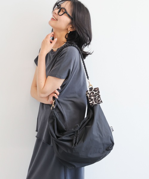 CONTROL FREAK / CTFK(コントロールフリーク)の「BARNYARDSTORM / CONTROL FREAK (コントロールフリーク) / ワンハンドルBIGショルダー 【撥水】(ショルダーバッグ・レディース・グレー/ブラック/モカ・FREE)」の22枚目の写真
