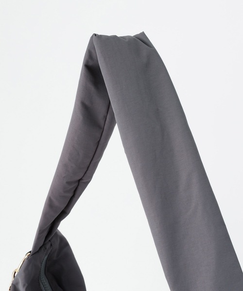 CONTROL FREAK / CTFK(コントロールフリーク)の「BARNYARDSTORM / CONTROL FREAK (コントロールフリーク) / ワンハンドルBIGショルダー 【撥水】(ショルダーバッグ・レディース・グレー/ブラック/モカ・FREE)」の13枚目の写真