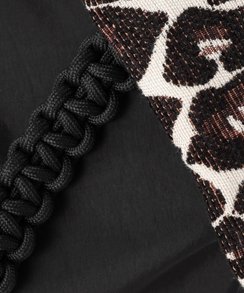 CONTROL FREAK / CTFK(コントロールフリーク)の「BARNYARDSTORM / CONTROL FREAK (コントロールフリーク) / ワンハンドルBIGショルダー 【撥水】(ショルダーバッグ・レディース・グレー/ブラック/モカ・FREE)」の5枚目の写真