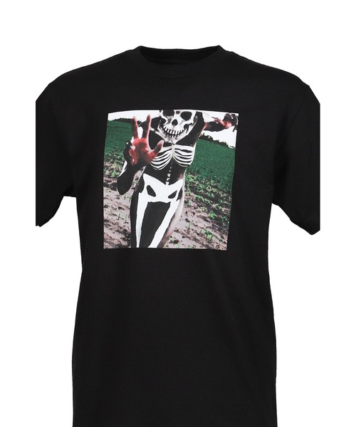 PLEASURES（プレジャー）の「SKELETON T-SHIRT（Tシャツ/カットソー・メンズ・ブラック・LARGE/MEDIUM）」の7枚目の写真