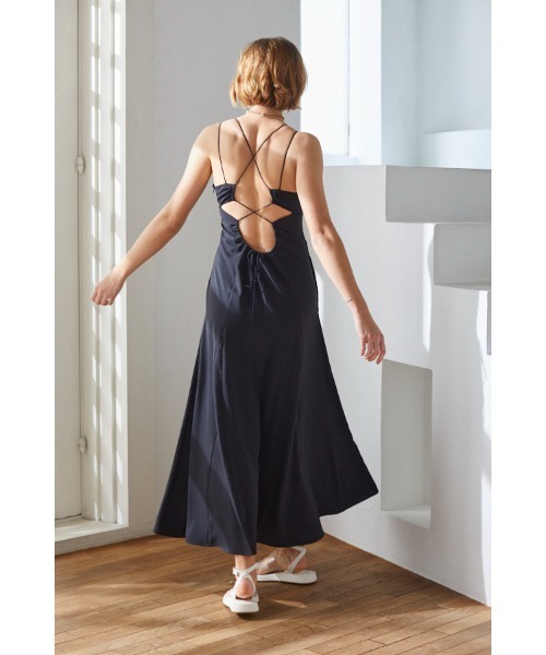 Estella.K(エステラケー)の「Leonora Maxi Dress Wバッククロスドレス(ワンピース・レディース・ブラック/イエロー/ブルー・FREE)」の6枚目の写真
