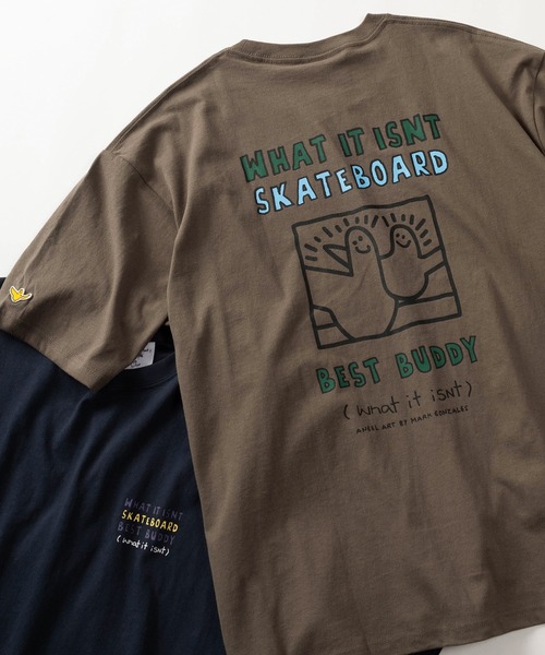 (What it isNt)ART BY MARKGONZALES(ワットイットイズント)の「【75】【(What it isNt) ART BY MARK GONZALES/ワットイズイズント マークゴンザレス】リラックスフィット バックプリントアートグラフィック アソート 半袖Tシャツ/ワンポイント/オーバーサイズ(Tシャツ/カットソー・メンズ・ネイビー/ブラウン/ブラック/チャコールグレー/ホワイト/ホワイト系その他/ブラック系その他/グレー系その他/ブラウン系その他/ブルー系その他/ホワイト系その他2/ホワイト系その他3/ホワイト系その他4/ホワイト系その他5/ブラック系その他2/ブラック系その他3/グレー系その他2/グレー系その他3/グレー系その他4/ブラウン系その他2/ブラウン系その他3/ブラウン系その他4/ブラウン系その他5/ブルー系その他2/ブルー系その他3/ブルー系その他4・M/L/XL)」の19枚目の写真
