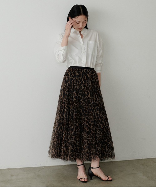 LARUTA（ラルータ）の「【LARUTA】WEB限定・ちびロゴ刺繍ベーシックシャツ（シャツ/ブラウス・レディース・チャコールグレー/カーキ/オフホワイト/ブルー/ストライプ・FREE）」の16枚目の写真