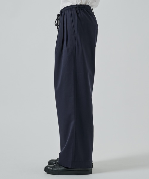 markaware（マーカウェア）の「TRIPLE PLEATED EASY TROUSERS（スラックス・メンズ・ネイビー/ブラック/チャコールグレー・1/2）」の14枚目の写真