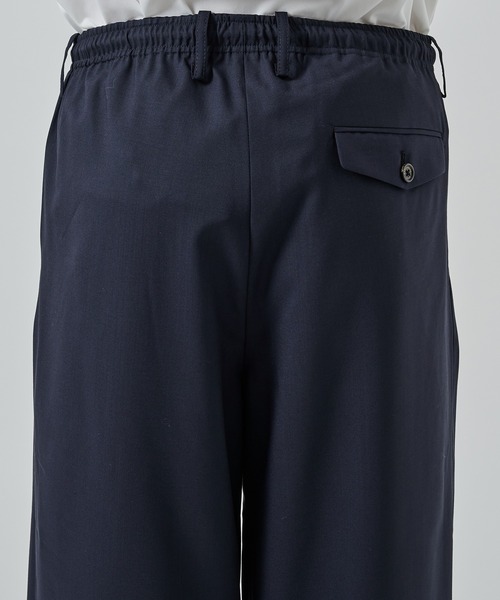 markaware（マーカウェア）の「TRIPLE PLEATED EASY TROUSERS（スラックス・メンズ・ネイビー/ブラック/チャコールグレー・1/2）」の16枚目の写真