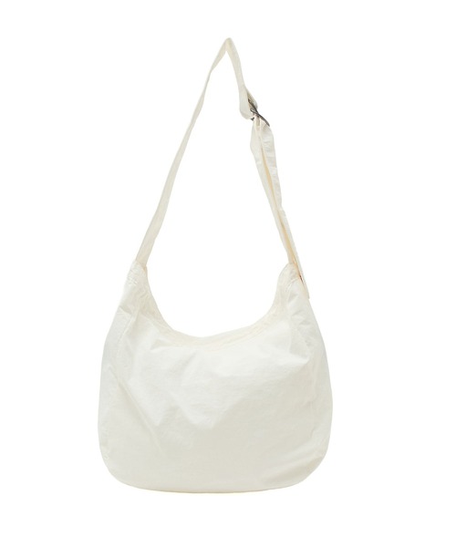 UNIVERSAL OVERALL(ユニバーサルオーバーオール)の「(UNIVERSAL OVERALL)WRINKLE NYLON NEWS PAPIER BAG(ショルダーバッグ・レディース・ホワイト/ブラック/カーキ・ONE SIZE)」の6枚目の写真