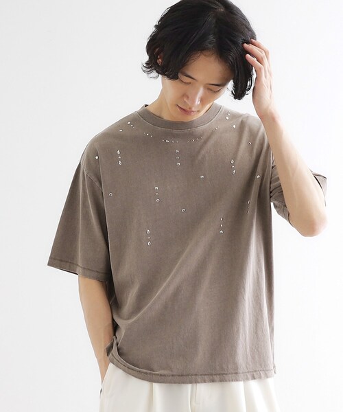 tk.TAKEO KIKUCHI（ティーケータケオキクチ）の「ヴィンテージライクスタッズTシャツ（Tシャツ/カットソー・メンズ・ブラック/ブラウン系その他/オフホワイト・01/02/03）」の3枚目の写真