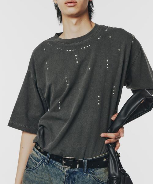 tk.TAKEO KIKUCHI（ティーケータケオキクチ）の「ヴィンテージライクスタッズTシャツ（Tシャツ/カットソー・メンズ・ブラック/ブラウン系その他/オフホワイト・01/02/03）」の5枚目の写真