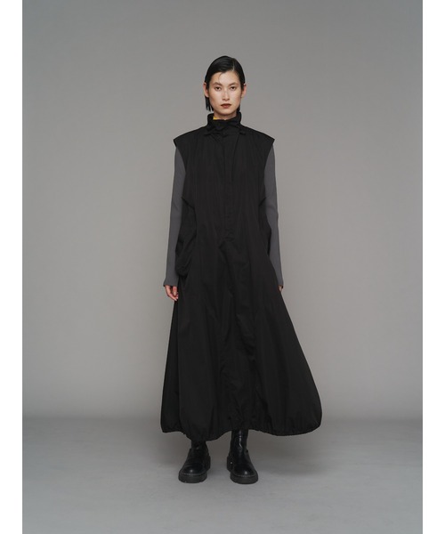 UN3D.（アンスリード）の「HOODIE VEST OP / フーディーベストワンピース（ワンピース・レディース・グレー/ブラック・38/36）」の4枚目の写真