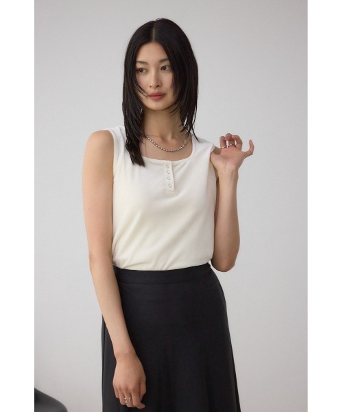 AZUL by moussy（アズールバイマウジー）の「ベロアタンクトップ（タンクトップ・レディース・ブラウン/ピンク/アイボリー/グレー・FREE）」の7枚目の写真