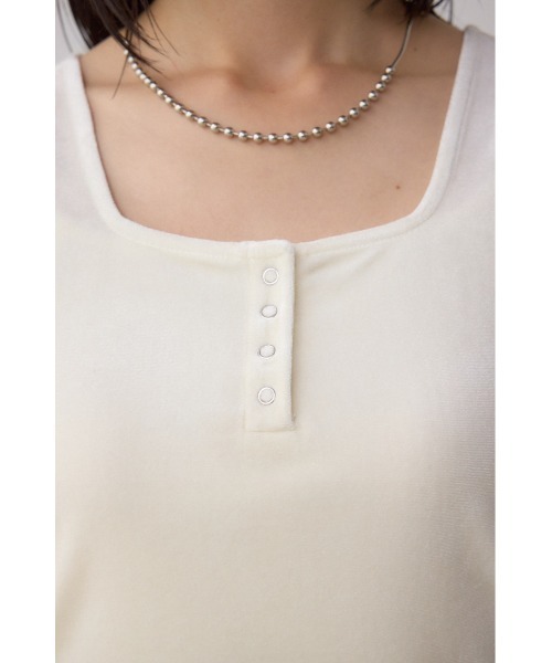 AZUL by moussy（アズールバイマウジー）の「ベロアタンクトップ（タンクトップ・レディース・ブラウン/ピンク/アイボリー/グレー・FREE）」の13枚目の写真