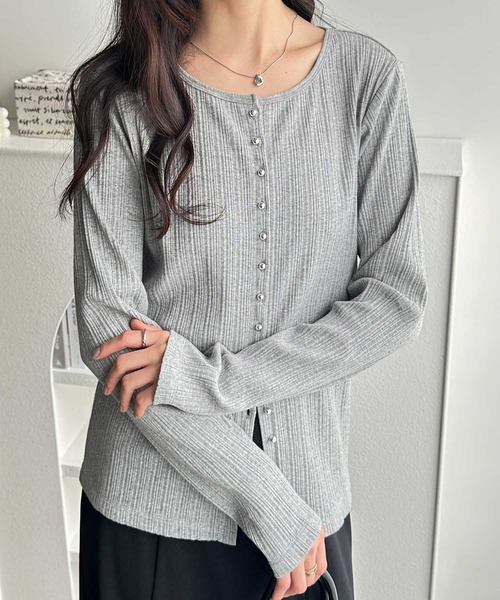 GeeRA(ジーラ)の「メニーボタンランダムリブトップス(Tシャツ/カットソー・レディース・オフホワイト/杢グレー/ブラック・MEDIUM/LARGE/X-LARGE)」の17枚目の写真