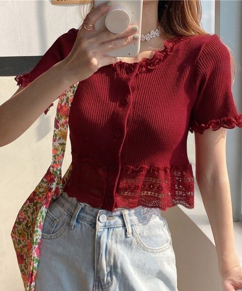 Miniministore(ミニミニストア)の「フリルショートカーディガン レースニット(カーディガン/ボレロ・レディース・ブラック/ライトブルー/ラベンダー/イエロー/ホワイト/ワインレッド・FREE)」の6枚目の写真