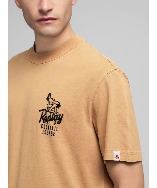 REPLAY(リプレイ)の「リラックスフィット コットンジャージー グラフティーTシャツ(Tシャツ/カットソー・メンズ・オレンジ・LARGE/MEDIUM/SMALL/X-LARGE)」の6枚目の写真