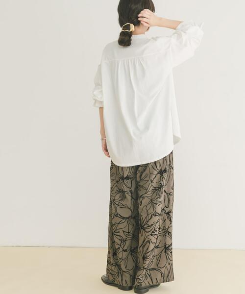 ITEMS URBANRESEARCH（アイテムズ アーバンリサーチ）の「『洗濯可』バンドカラーソデタックカットソー（シャツ/ブラウス・レディース・ホワイト/ストライプ・FREE）」の8枚目の写真