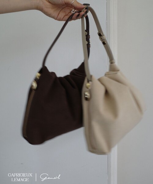 CAPRICIEUX LE'MAGE（カプリシューレマージュ）の「【LE'MAGE×gemeilコラボ】スエードワンハンドルバッグ（ショルダーバッグ・レディース・ダークブラウン/キャメル/ホワイト系その他・FREE）」の17枚目の写真