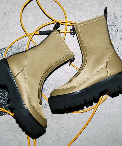 SHAKA(シャカ)の「SHAKA センタージップブーツ ZIP THICK TANK BOOTIE(ブーツ・レディース・カーキ系/ブラック・23/24)」の1枚目の写真
