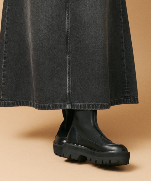 SHAKA(シャカ)の「SHAKA センタージップブーツ ZIP THICK TANK BOOTIE(ブーツ・レディース・カーキ系/ブラック・23/24)」の3枚目の写真