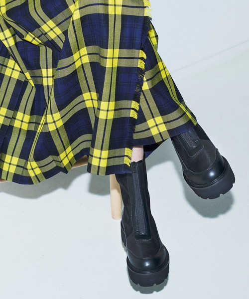 SHAKA(シャカ)の「SHAKA センタージップブーツ ZIP THICK TANK BOOTIE(ブーツ・レディース・カーキ系/ブラック・23/24)」の14枚目の写真