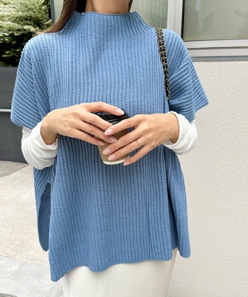 ONEP STAR(ワンピスター)の「サイドスリットリブニットベスト(ニット/セーター・レディース・ブルー/ワインレッド/ベージュ/ブラック・FREE)」の13枚目の写真