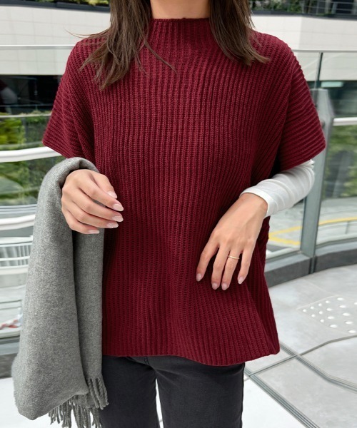 ONEP STAR(ワンピスター)の「サイドスリットリブニットベスト(ニット/セーター・レディース・ブルー/ワインレッド/ベージュ/ブラック・FREE)」の17枚目の写真