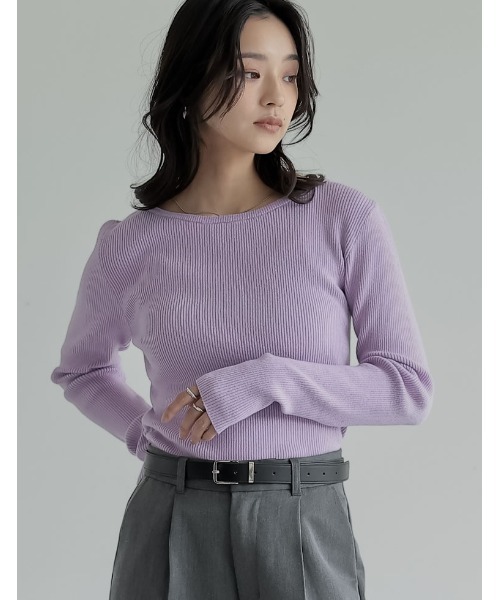 Re:EDIT（リエディ）の「[2025AW COLLECTION][保湿][静電気防止]クルーネックサイドシャーリングリブニットトップス（ニット/セーター・レディース・ブラック/アイボリー/グレイッシュベージュ/チャコールグレー/ブルー/ブラウン/レッド/ラベンダー・MEDIUM/LARGE）」の7枚目の写真